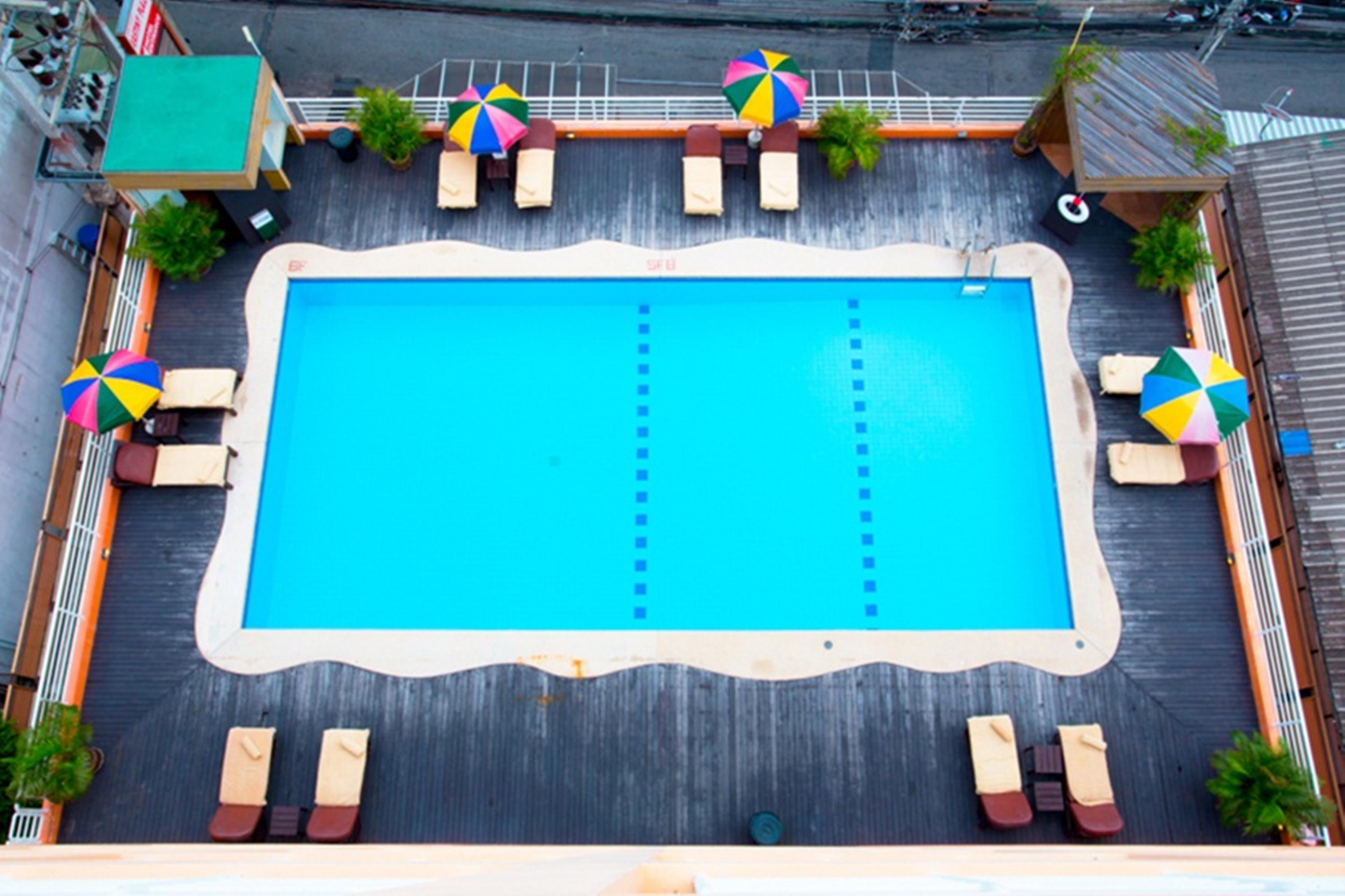 Eastiny Plaza Hotel Pattaya Exterior photo
