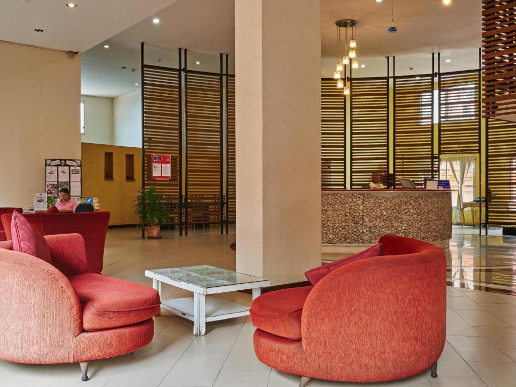 Eastiny Plaza Hotel Pattaya Exterior photo