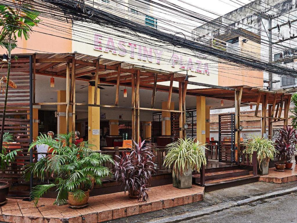 Eastiny Plaza Hotel Pattaya Exterior photo